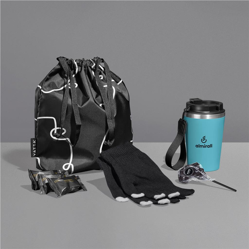 Yatta Cute & Cosy Hamper Yatta Cute & Cosy Hamper - Image 1