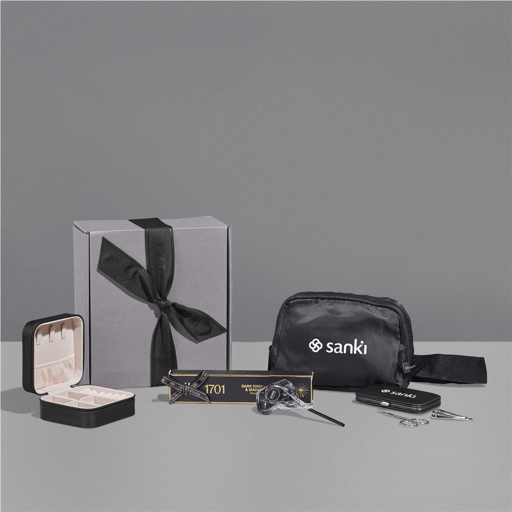 Yatta Pretty Perks Hamper Yatta Pretty Perks Hamper - Image 1