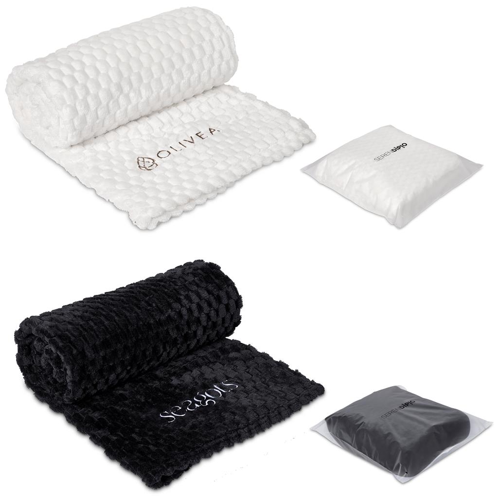 Serendipio Cozy Cloud Fleece Blanket Serendipio Cozy Cloud Fleece Blanket - Image 1