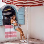 US Basic Santa Cruz Cotton-Rich Beach Towel & Drawstring Bag - Image 5